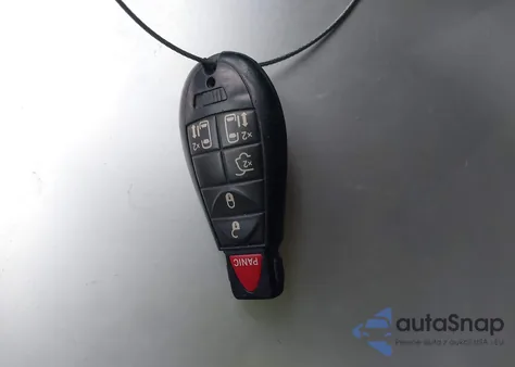 2013 Chrysler Town & Country Touring z USA, uszkodzony, nr VIN 2C4RC1BG6DR793704